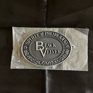 1979 Unused Black Velvet Whiskey Belt Buckle With Original Satin Black Cloth